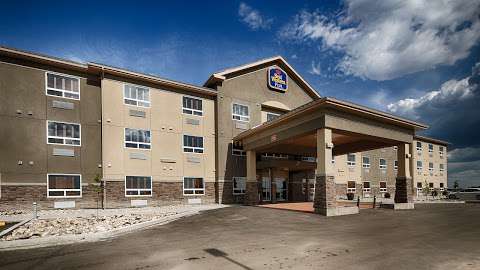 Redwater Hotel Inn & Suites